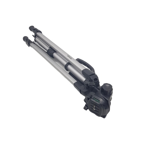 Trípode AMAZON BASICS TRIPODE 150 cm 60 cm