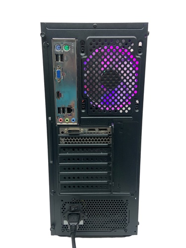  AMD A8 5500U 16GB 256SSD NVIDA GF 1050Ti