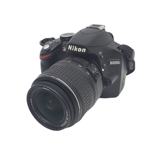 CAMARA REFLEX NIKON D3200