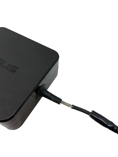 Portátil ASUS F556U 1TB HDD 8 GB Intel I5