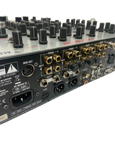 ALLEN & HEATH XONE 92 4 Canales Efectos