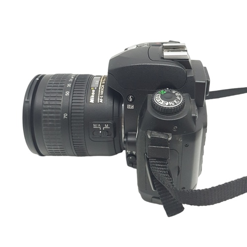 Cámara Réflex NIKON D70 + AF-S NIKON 18-70m