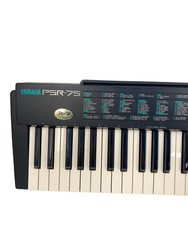 TECLADO ELECTRÓNICO YAMAHA PSR-75