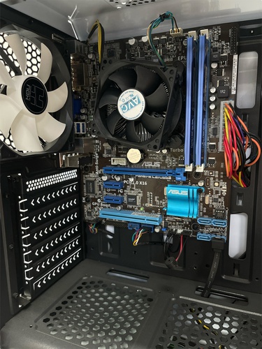 PC NOX CLONICO 500 GB SATA 8 GB Intel I5 3r