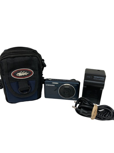 Cámara Compacta SAMSUNG DV150F 16.2 5 X Mic