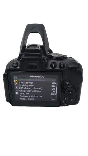 Cámara Réflex NIKON D5300 + SIGMA ZOOM 17-5