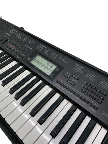 Varios Pianos y Órganos CASIO CTK-3200