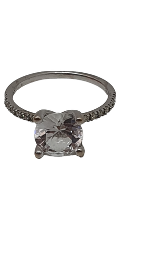 Anillo Oro SORTIJA CON 16 DIAMANTES Y 1 TOP