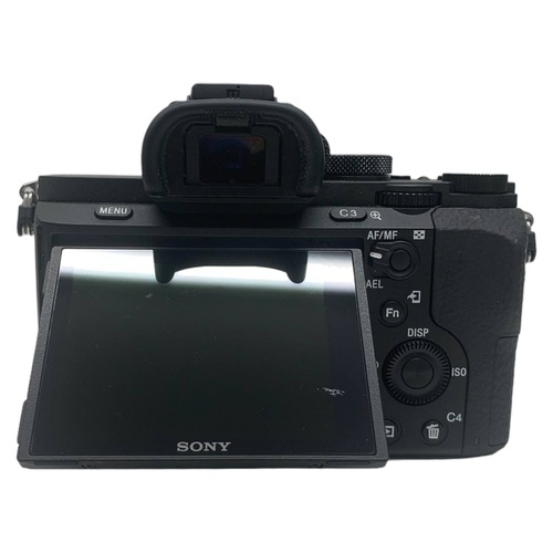 CÁMARA EVIL SONY ALPHA 7 II + FE 28-70MM 3.