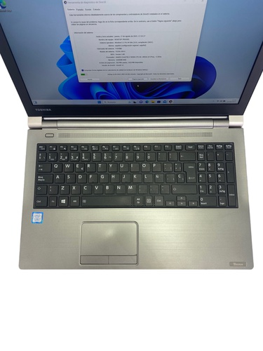 Portátil TOSHIBA TECRA  A50-E-11F 512 GB SS