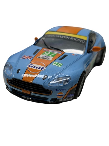 Coche Slot SCX VANTAGE ASTON MARTIN RACING 