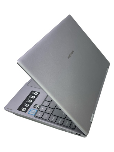 MEDION S4401 256GB M2 SSD 8GB Intel I5 8va 