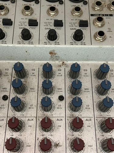 Mesa Dj BEHRINGER EURORACK MX 802A