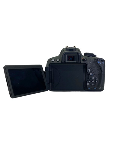 Cámara Réflex CANON EOS 700D Solo Cuerpo