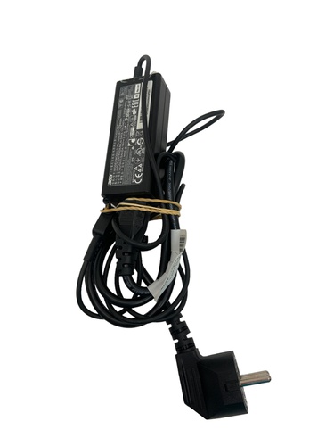 Portátil ACER ASPIRE E15 500 GB HDD 4 GB In