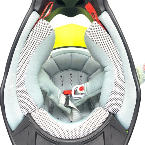 Casco Protección KYT EAGLE TRICARBOCO