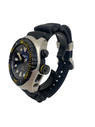 SEIKO KINETIC DIVERS 200M 5M82-0AF