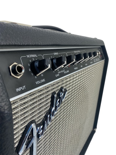 Amplificador Guitarra FENDER CHAMPION 110 N