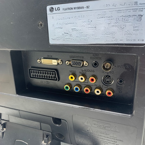 TV LCD LG Flatron M198 WA Euroconector TDT 