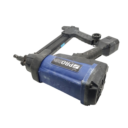 Clavadora Batería DESA PRO 06