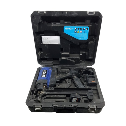 Clavadora Batería DESA PRO 06