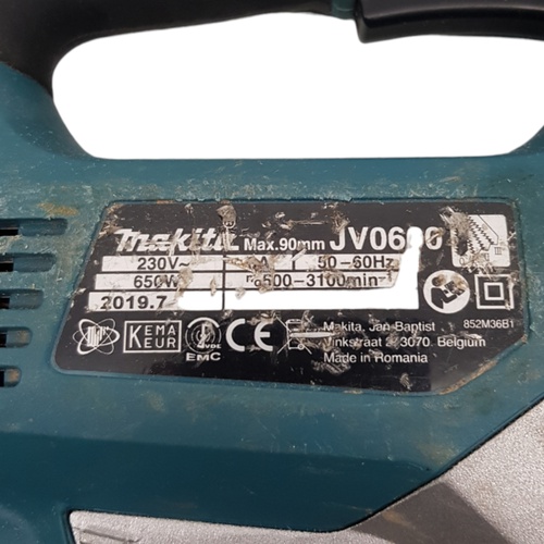 Caladora Eléctrica MAKITA JV0600 650 W