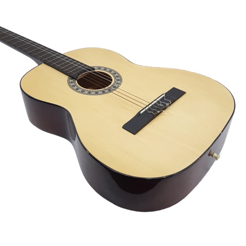 Guitarra Clásica ROCIO R10 6 Cuerdas