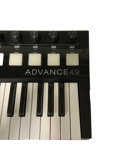 Sintetizador AKAI ADVANCE 49 USB 49 TECLAS 