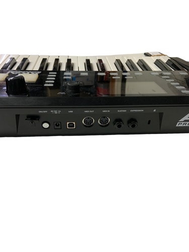 Sintetizador AKAI ADVANCE 49 USB 49 TECLAS 