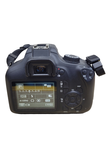 CANON EOS 4000D + EF-S 18-55 MM 