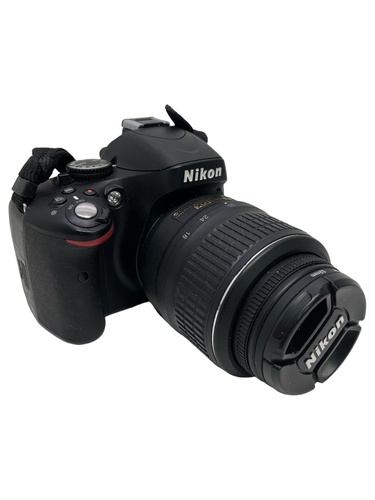 NIKON D5100 + AF-S NIKON 18-55MM