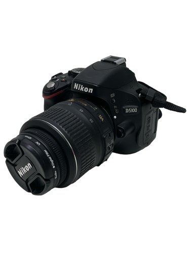 NIKON D5100 + AF-S NIKON 18-55MM