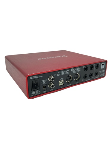 Mesa De Sonido FOCUSRITE SCARLETT 6I