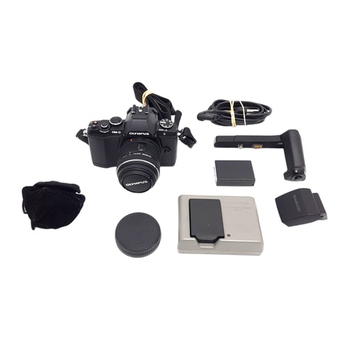 Cámara Evil OLYMPUS OM-D E-M5 MARK II 16,1 