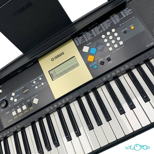 TECLADO ELECTRÓNICO YAMAHA YPT-220