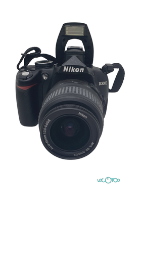 Cámara Réflex NIKON D3000 + AF-S NIKKOR ED 