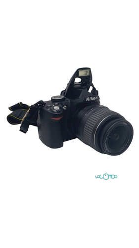 Cámara Réflex NIKON D3000 + AF-S NIKKOR ED 
