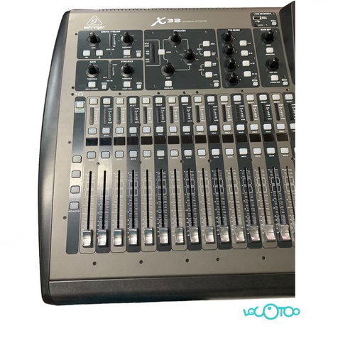 Mesa De Sonido BEHRINGER X32 USB Efectos MI