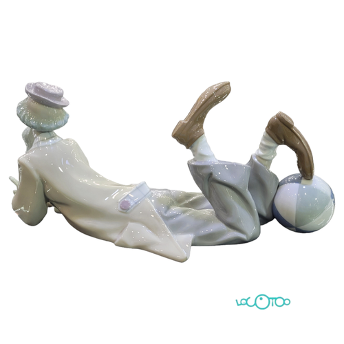  LLADRÓ PAYASO ACOSTADO