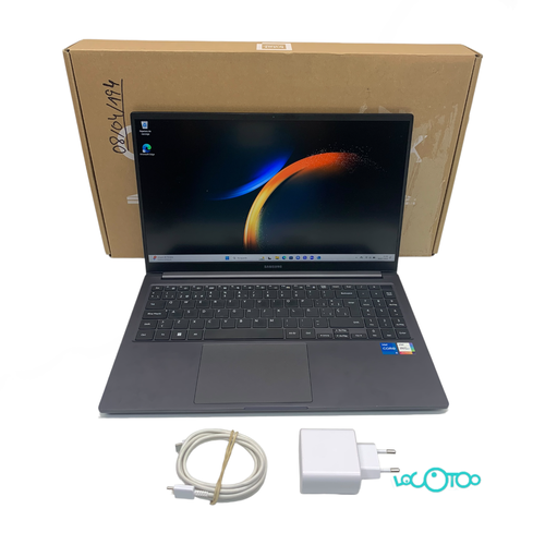 PORTÁTIL SAMSUNG GALAXY BOOK3 512 GB SSD 8 